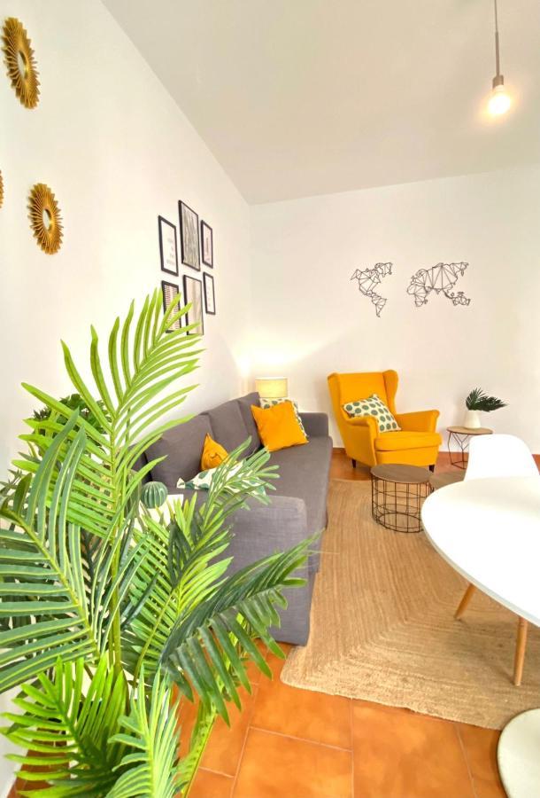 Comfortable Studio Old Town, Parking Optional Sevilla Exteriér fotografie