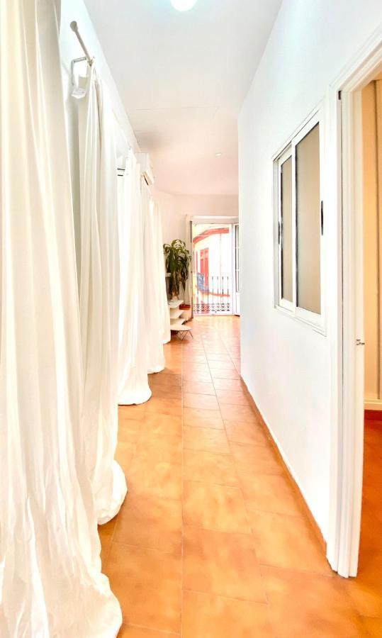 Comfortable Studio Old Town, Parking Optional Sevilla Exteriér fotografie
