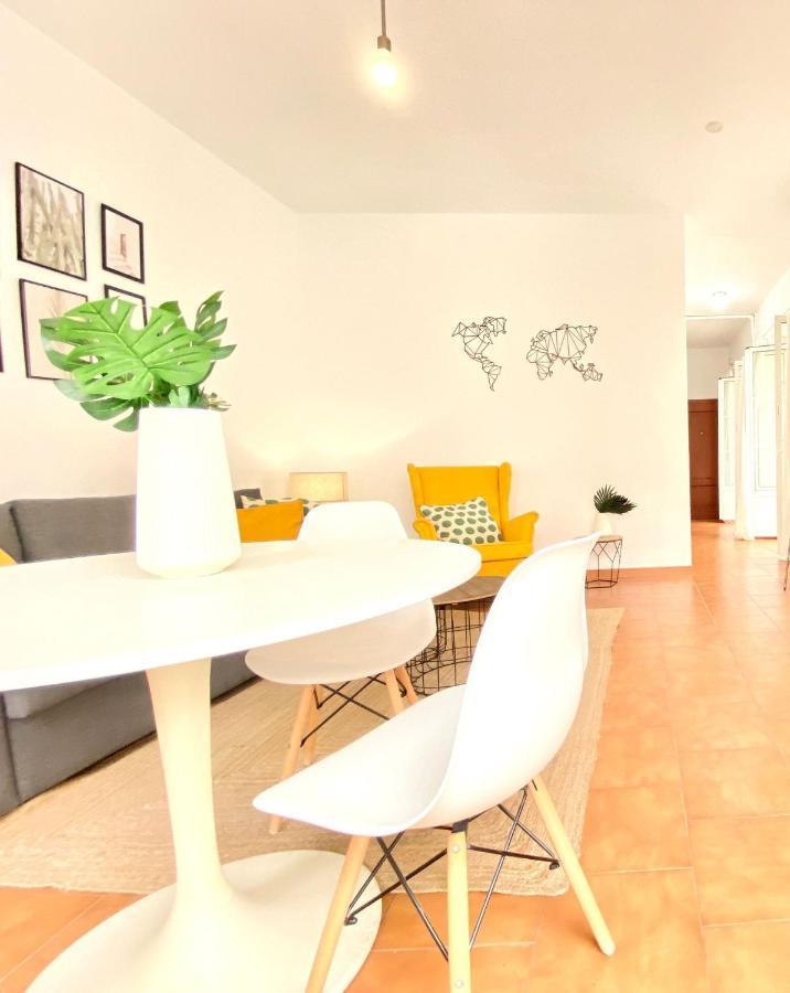 Comfortable Studio Old Town, Parking Optional Sevilla Exteriér fotografie