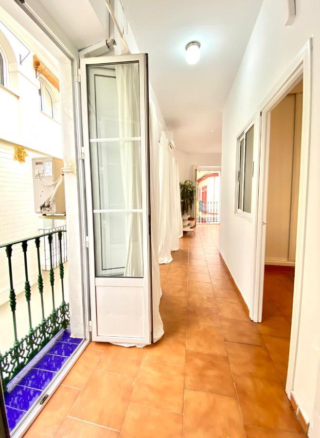 Comfortable Studio Old Town, Parking Optional Sevilla Exteriér fotografie