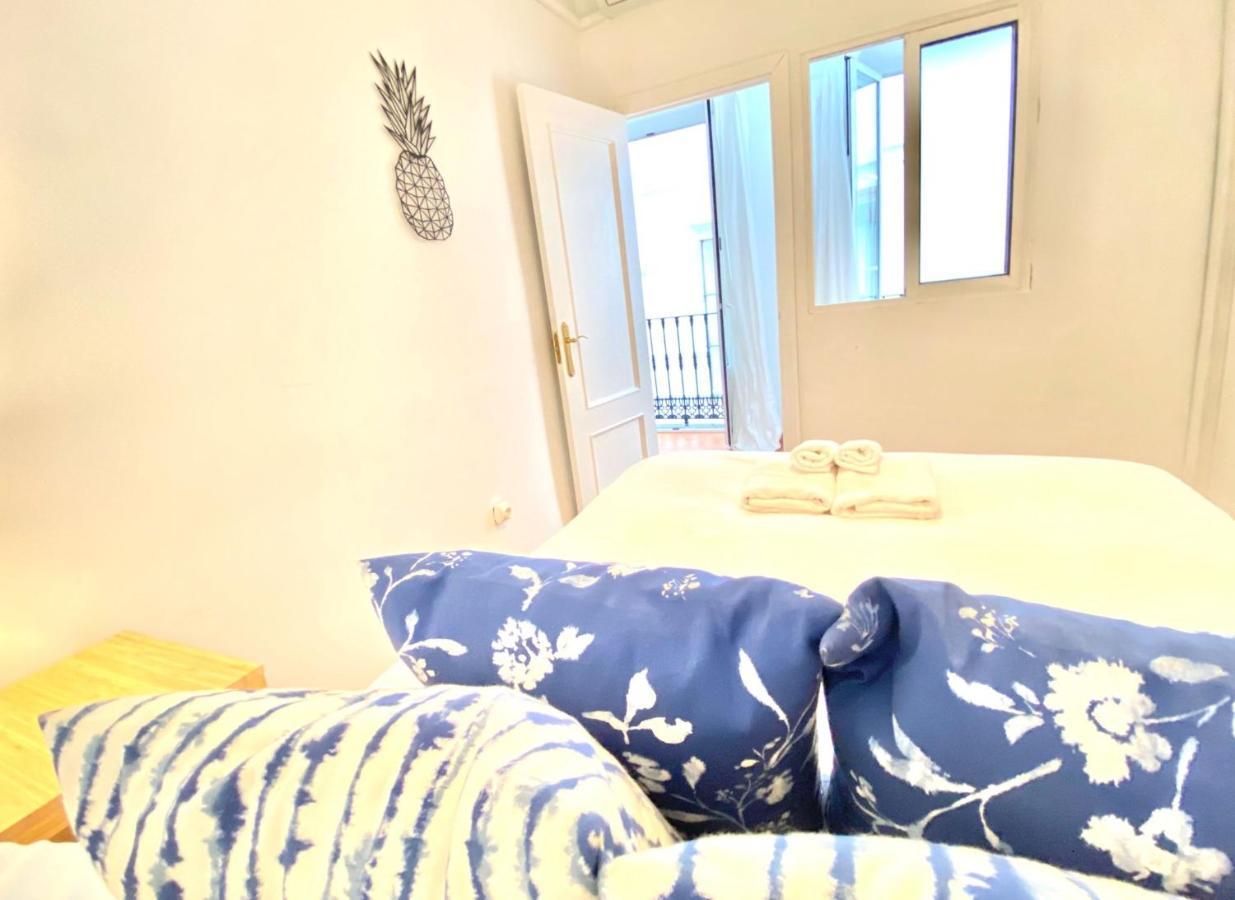 Comfortable Studio Old Town, Parking Optional Sevilla Exteriér fotografie