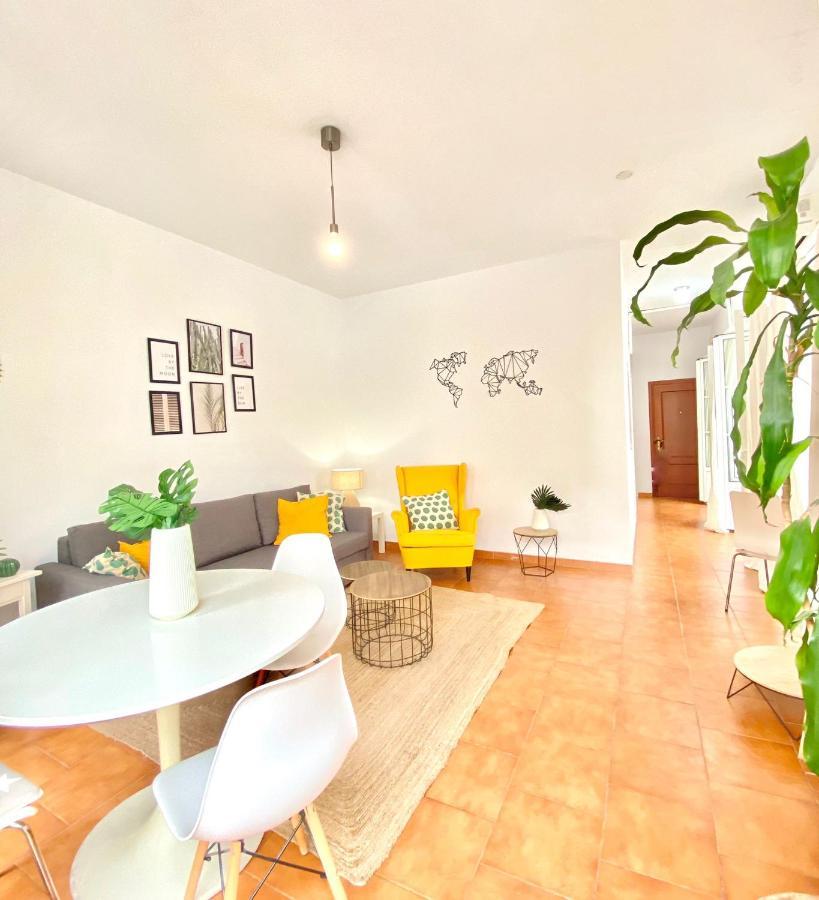 Comfortable Studio Old Town, Parking Optional Sevilla Exteriér fotografie
