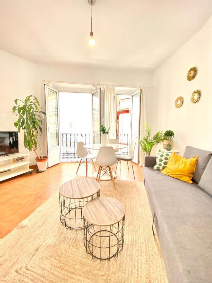 Comfortable Studio Old Town, Parking Optional Sevilla Exteriér fotografie