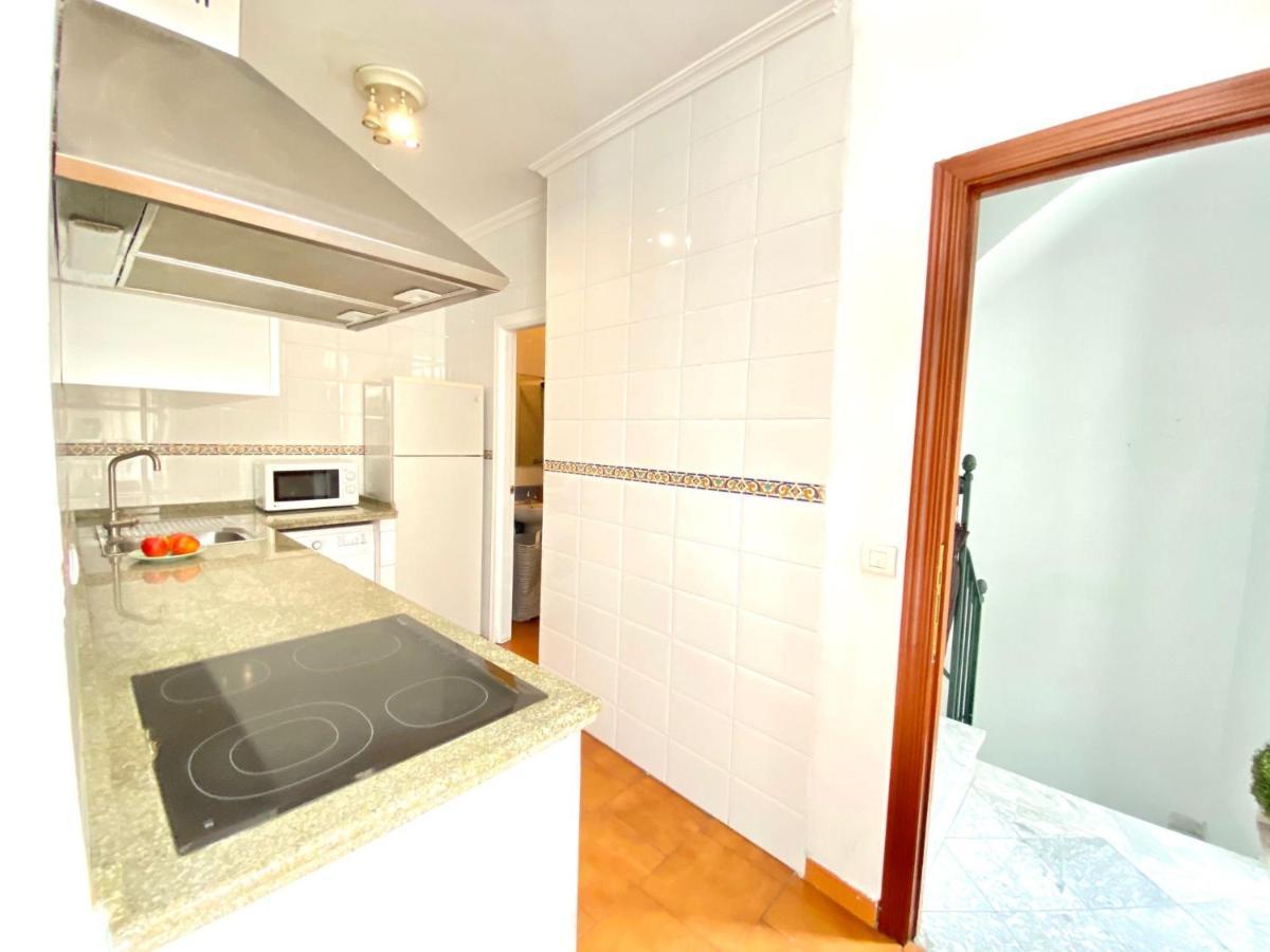 Comfortable Studio Old Town, Parking Optional Sevilla Exteriér fotografie